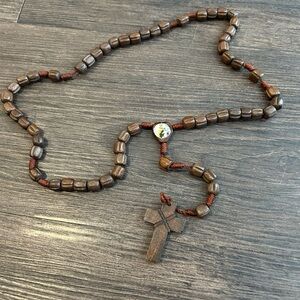 Source Unknown Brown Wooden Beaded Necklace with Heart Pendant